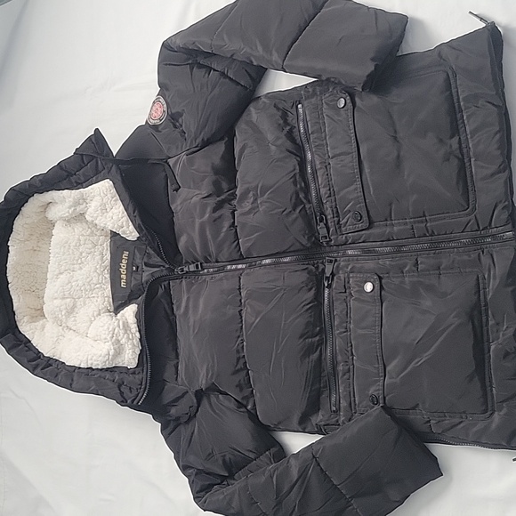 Madden Women's Black Puffer Jacket - Picture 1 of 13